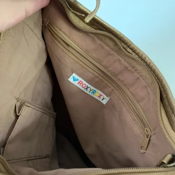Y2K Roxy Purse 👜 - Picture 3 of 6
